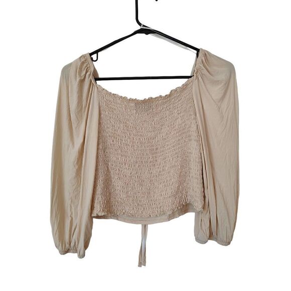 Urban Outfitters Women's Small Cream Tan 3/4 Sleeves Cropped Top Shirt Smocked - Picture 4 of 6